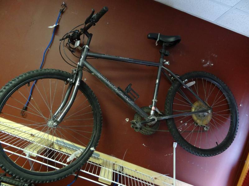 lot 1442 image: Ultra Sport Mountain Bike 18 Speed