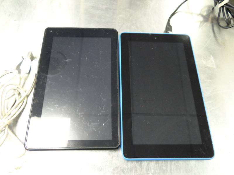 lot 1493 image: Amazon and RCA Tablets with Cords