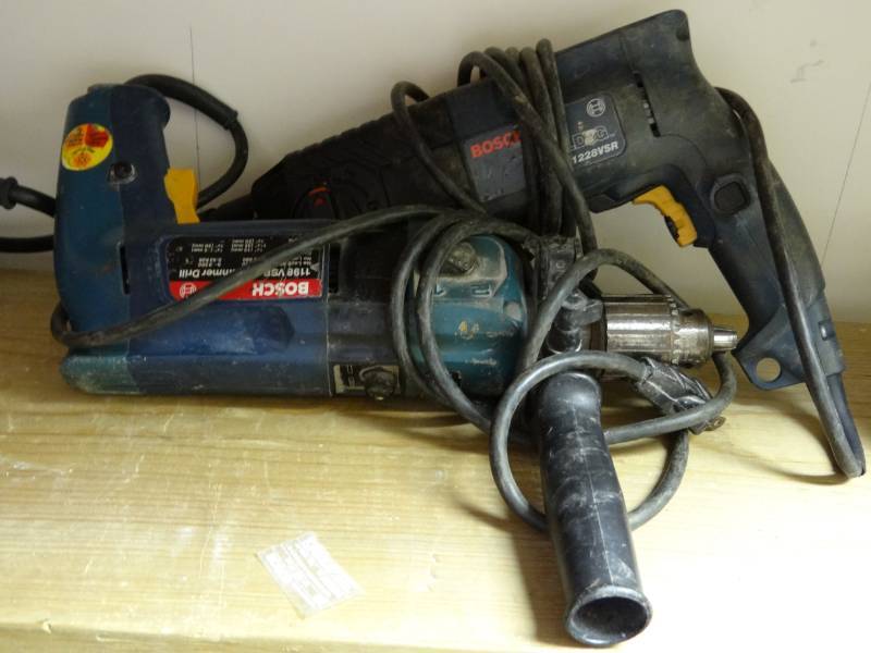 lot 7235 image: Lot of 2 Corded Bosch DrillsHammer Drills