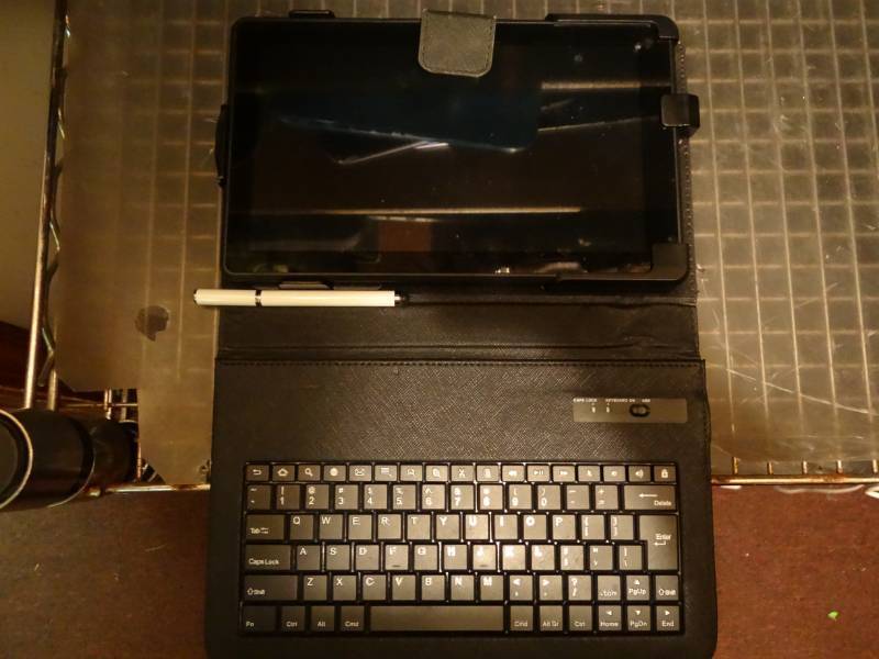 lot 7282 image: RCA Model # RCT61003W46 with Case