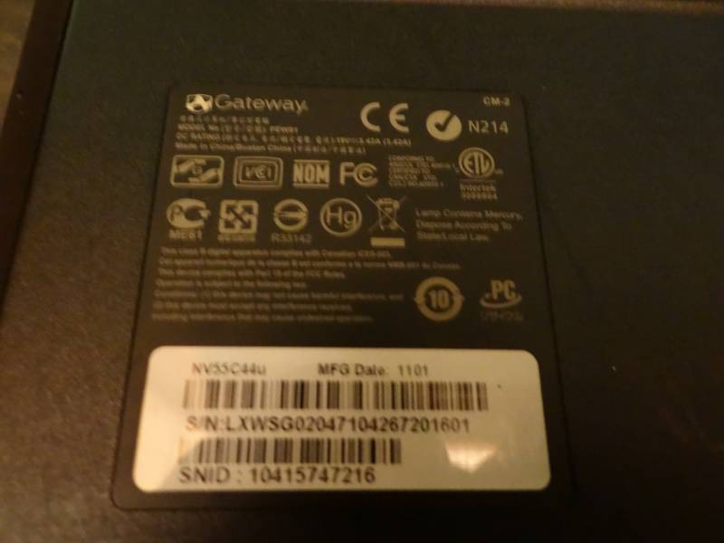 lot 7328 image: Gateway 15 Laptop Model # NV55C44U with Backpack