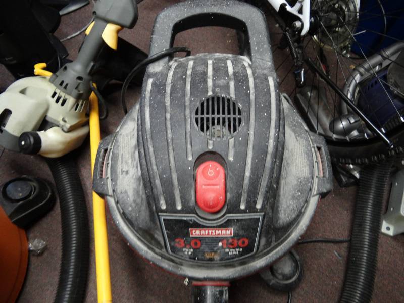 lot 7341 image: Craftsman 6 Gallon Shop Vac