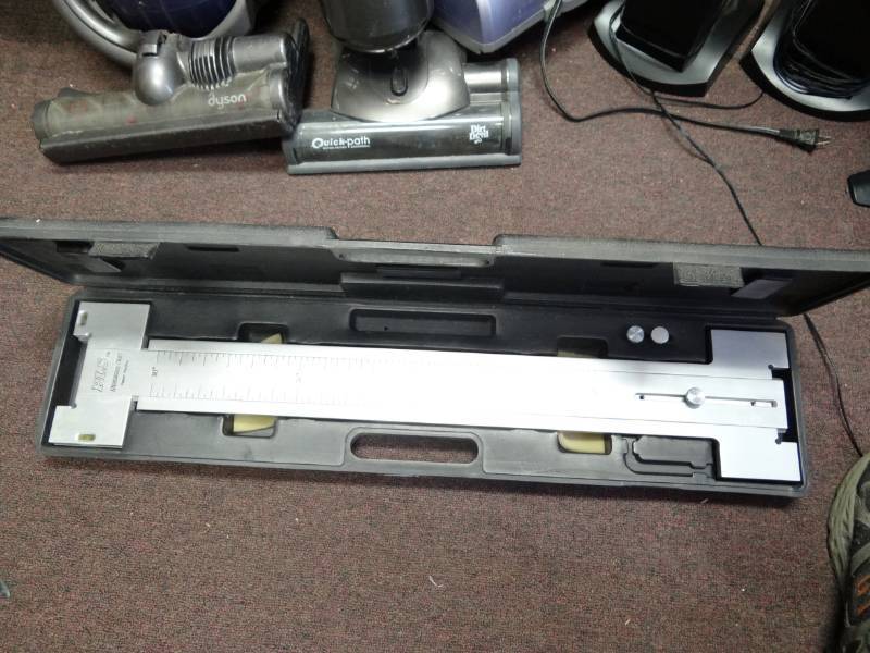 lot 7361 image: PLS Frame Set with Case