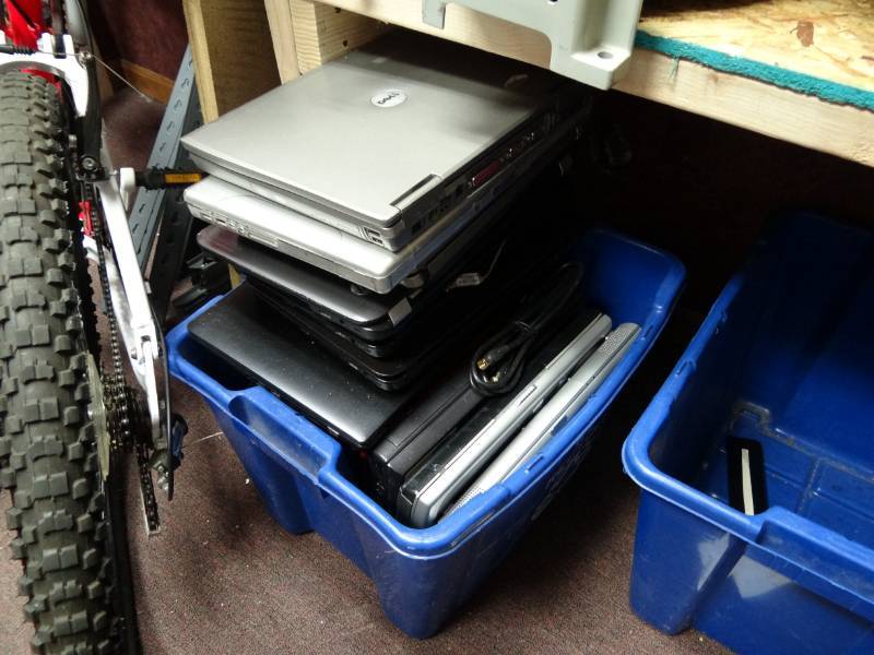 lot 7367 image: Lot of 15 Various Laptops Used For Parts
