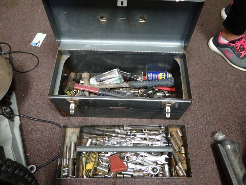 lot 7370 image: Craftsman Tool Box with Tools Included