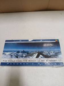 lot 3754 image: Buffalo Panoramas The World From The Summit Of Mt. Everest 750 Pc Puzzle