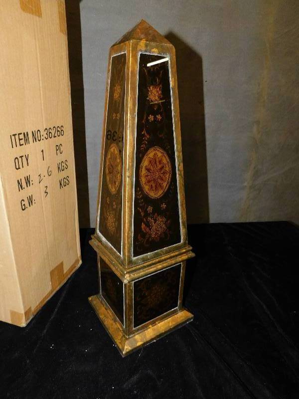 lot 2469 image: Obelusk