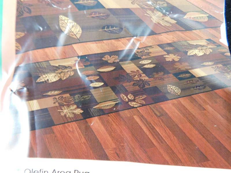 lot 2470 image: Autumn Mist Olefin Area Rug
