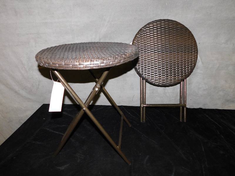 lot 2556 image: Lot of 2 Destination Summer Folding Accent Tables