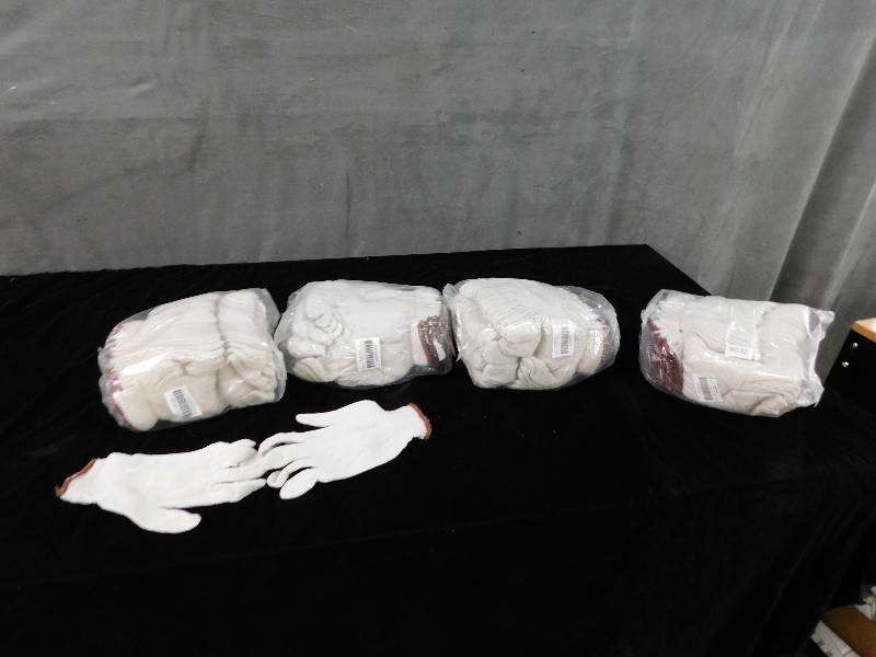 lot 2545 image: 4 Dozen Pair of Work Gloves