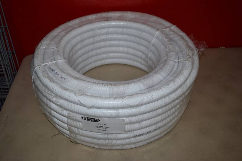 lot 28 image: Roll MaxxFlex HyroMaxx Flexible White PVC Hose