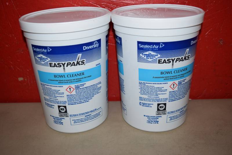 lot 33 image: 2 Tubs of 90 Diversity Easy Paks Bowl Cleaner
