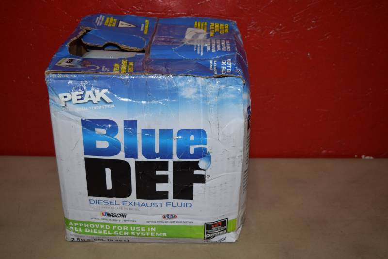 lot 52 image: 2.5 Gallon Peak Blue Def