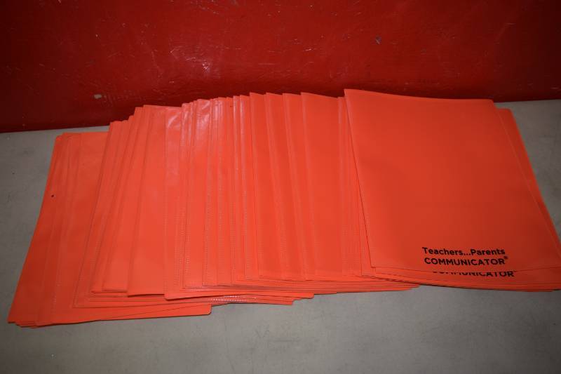 lot 5 image: 50 Nickys Teacher Parent Communication Folders