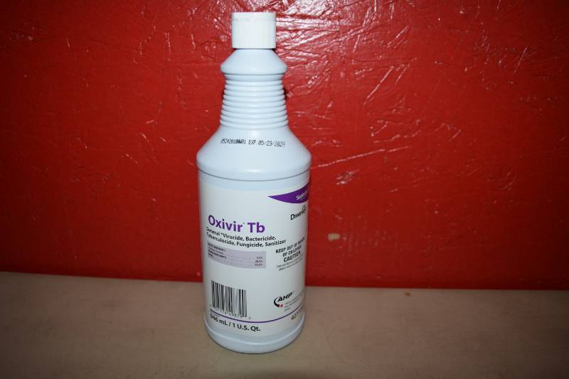 lot 60 image: 12 Quarts Diversey Oxivir Tb Sanitizer