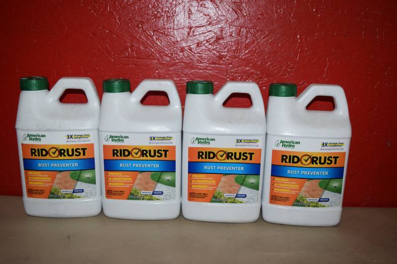 lot 135 image: 4 Bottles American Hydro Rid O Rust Rust Preventer