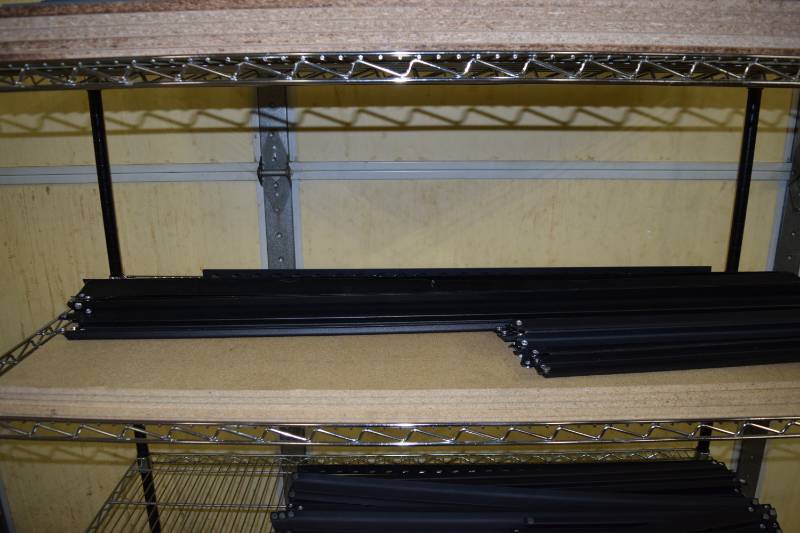 lot 200 image: 3 Shelving Units