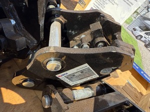lot 1367 image: Mini Excavator Quick Change Coupler