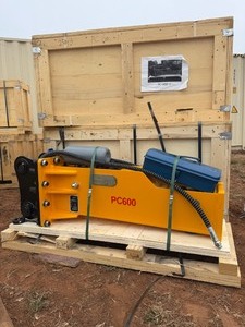 lot 1307 image: Unused 2025 PC600 Box type Hydraulic Breaking Hammer with 45mm pins for up to a 6 ton excavator