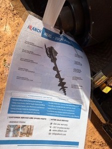 lot 1370 image: 2025 Mini Excavator Auger Motor and 7.87 Auger Bit