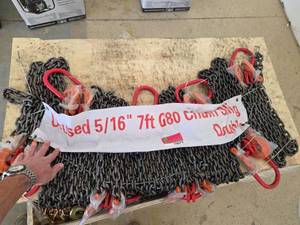 lot 10079 image: 7ft Heavy Duty Chain Sling with Hooks - 516 Grade 80