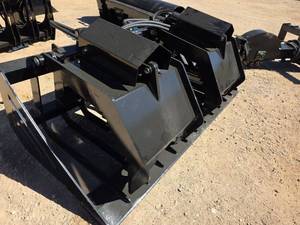 lot 10390 image: 72-inch Skid Steer Hollow Wood Grabber Attachment