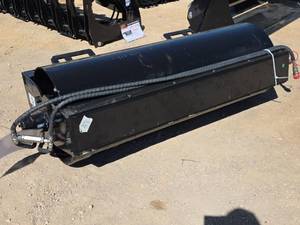 lot 10391 image: GIYI VR59 Skid Steer Vibratory Roller Attachment
