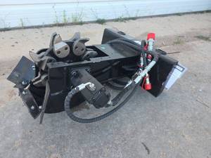 lot 10437 image: GYY Mini Skid Steer Stump Grinder Attachment SZYMJ