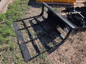 lot 10442 image: GIYI Mini Skid Steer Land Leveler Attachment - Model GY-PDQ