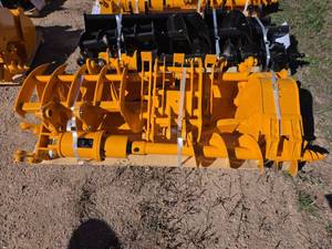 lot 10450 image: CAT 301 Mini Excavator Complete Attachment Set