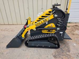 lot 10877 image: SDLL50 Mini Skid Steer Loader