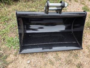 lot 10925 image: Ranch 60cm Toothless Excavator Bucket