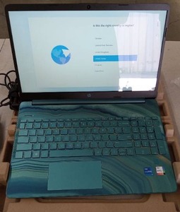 lot 7445 image: HP Laptop 15-dy4008cy - Intel Core i5 11th Gen - Retail $549