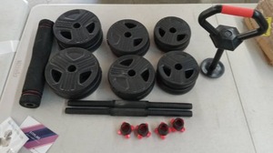 lot 57477 image: Fitplam Adjustable Dumbbell Set - Items Recieved Are In Photo - Retail $45