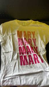 lot 16450 image: Port And Company medium size womens white T-shirt