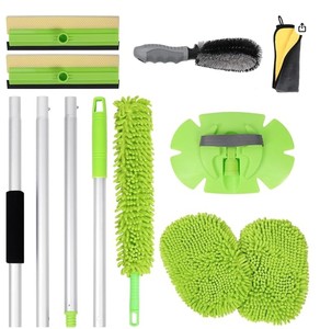 lot 2434 image: Car Cleaning Brush Set