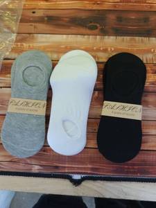 lot 4447 image: No-Show Cotton Sock Set - 4 Pairs 3 packs - Retail $12