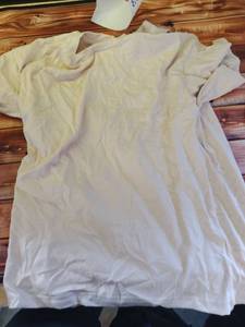 lot 4463 image: Tan cotton T-Shirt  - Retail $8