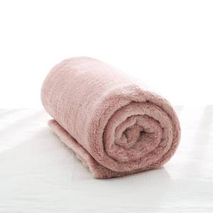 lot 2164 image: Exclusivo Mezcla Plush Fuzzy Fleece Throw Blanket, Super Soft, Fluffy and Warm Blankets for Couch, Bed, All Season Use (40x50 Inches, Dusty Pink) - Retail $10
