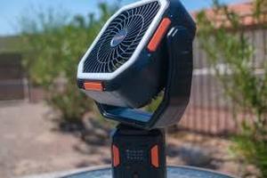 lot 13196 image: Geek-Fly F21 Portable Camping Fan - Retail $25