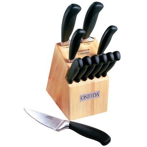 lot 4110 image: Oneida 12-Piece Soft Touch Classic Knife Set with Block