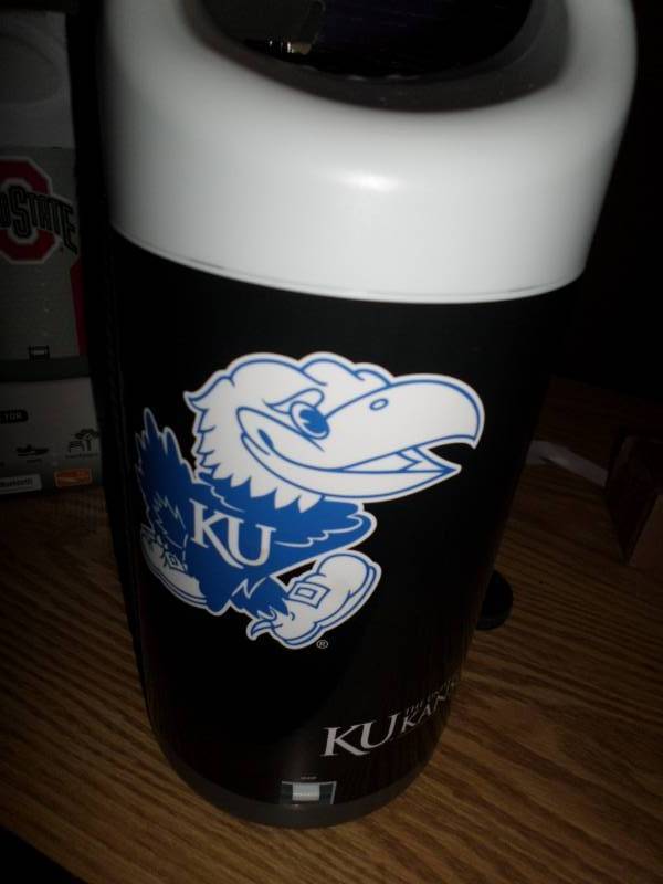 lot 2928 image: AR AWSBTSK Portable Bluetooth Wireless Speaker (KU BRANDED)