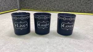 lot 1053 image: Live Laugh Love Decorative Candle Holders Set