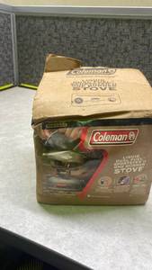lot 1055 image: Coleman Liquid Dual Fuel Sportster II Single Burner Stove
