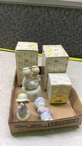 lot 1078 image: Vintage Precious Moments Figurine Collection(boxes have correct ones)