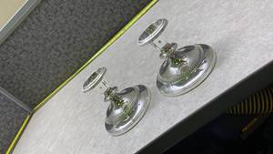 lot 1099 image: 2 Vintage Silver-Plated Candlestick Holders(no markings)