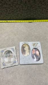 lot 1111 image: Vintage Picture Frame Collection with 40th Anniversary Frame