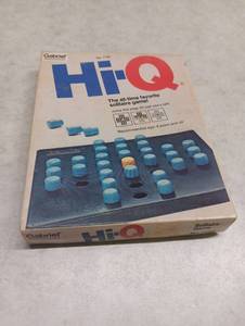 lot 21 image: Vintage Gabriel Hi-Q Solitaire Peg Board Game