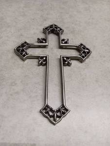 lot 63 image: Gothic Style Decorative Metal Cross