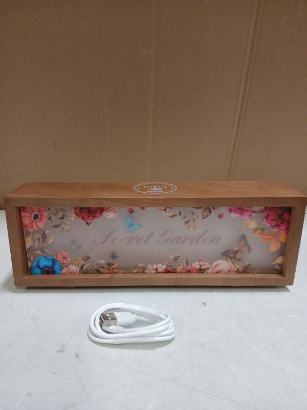 lot 22913 image: Wood Craft 3D Light Box Amber